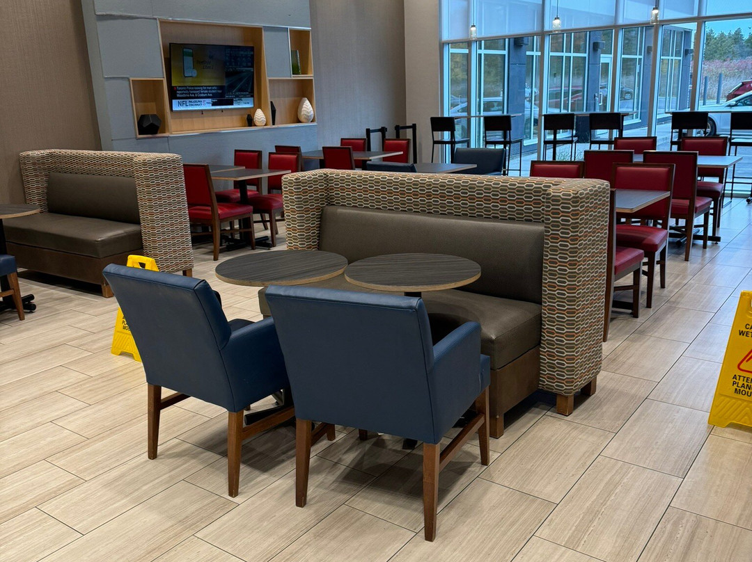 Candlewood Suites Kingston West By IHG主图