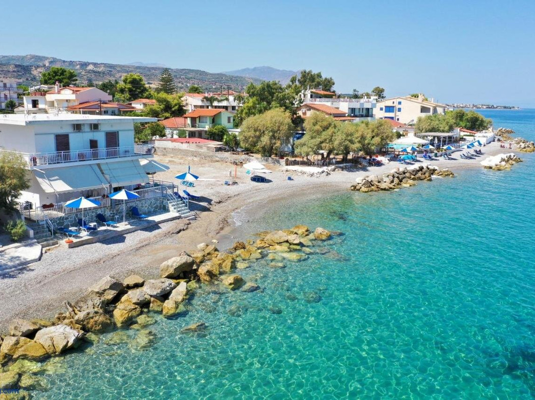 Spacious Apartment On The Beachfront