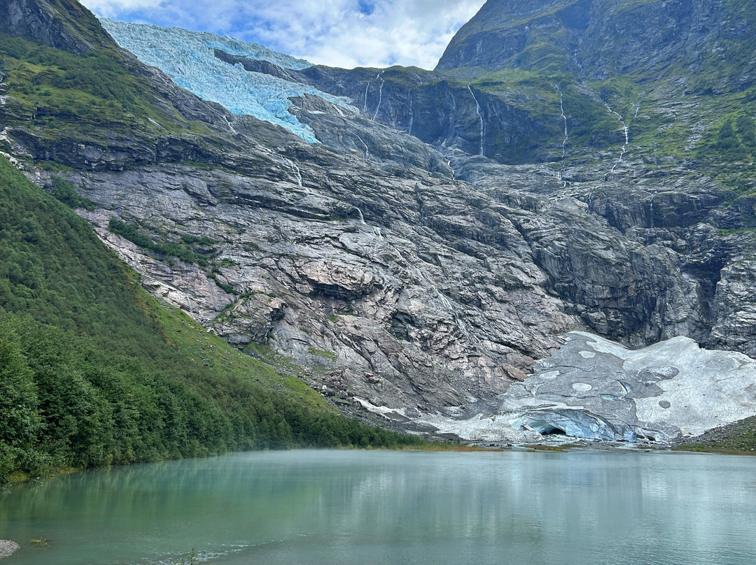 Bøyabreen Glacier景点图片