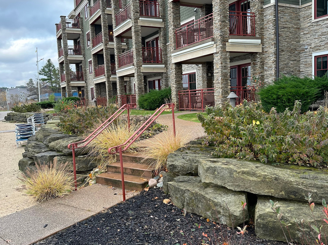 Tamarack Lodge主图