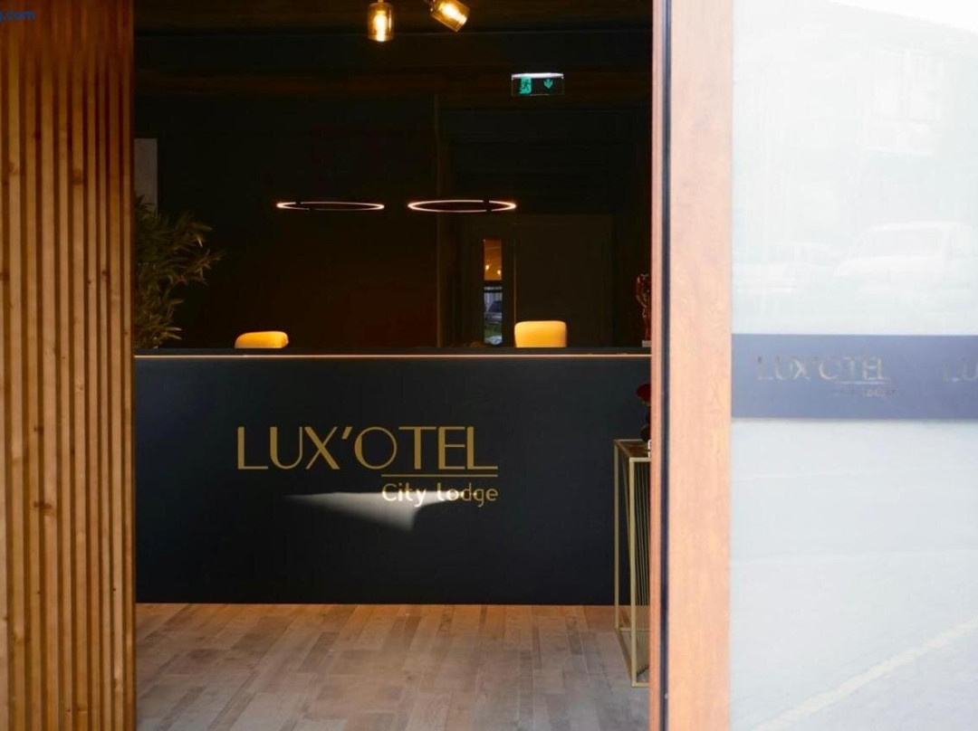 Lux'Otel City Lodge