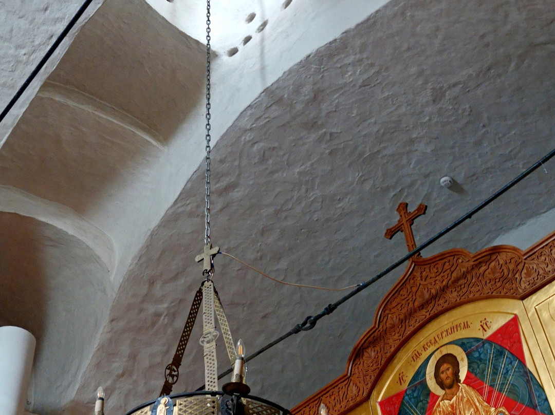 Pokrova and Rozhdestva ot Proloma Church景点图片