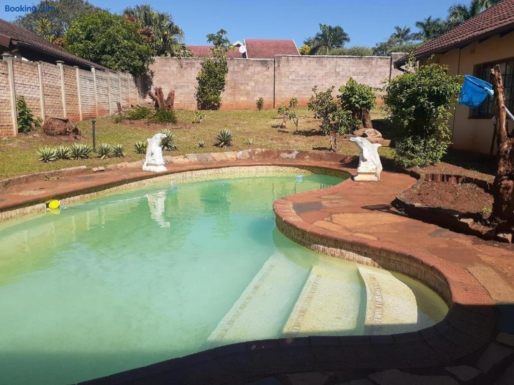 Kwesethu Bed & Breakfast