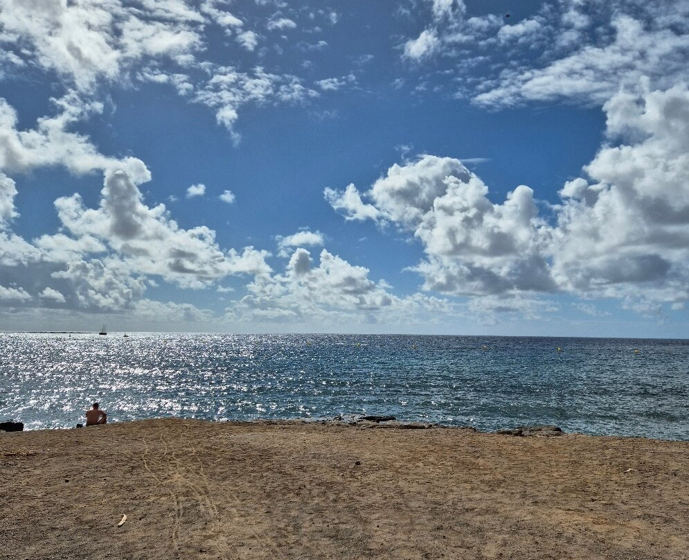 Playa De Los Tarajales-洛斯克里斯蒂亚诺斯必去景点