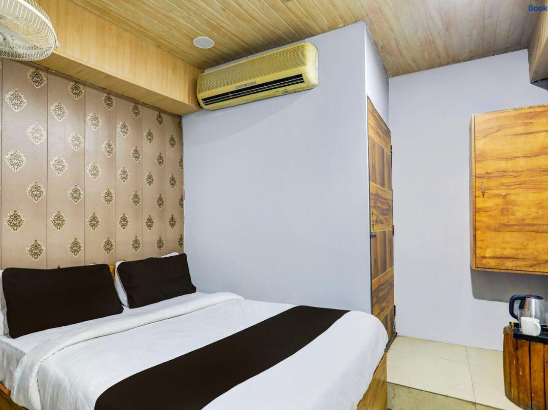 Hotel O Home Rs Hotel