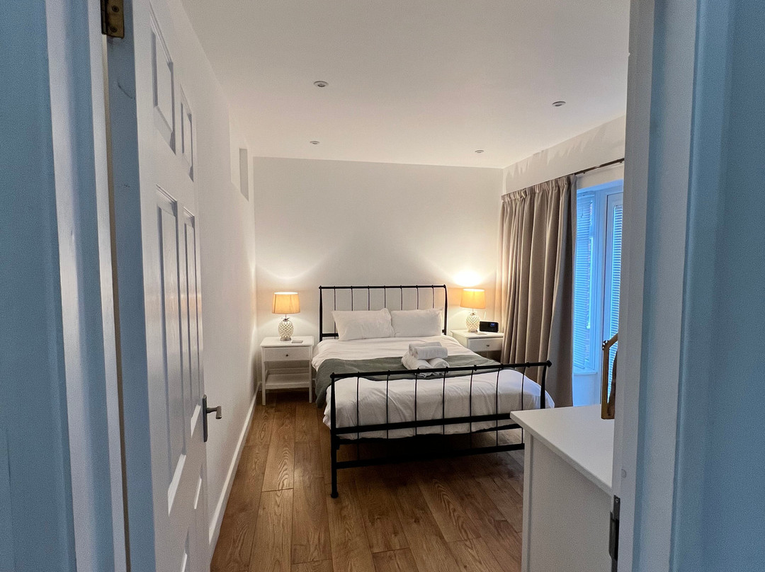 Glendower Guest Apartments主图