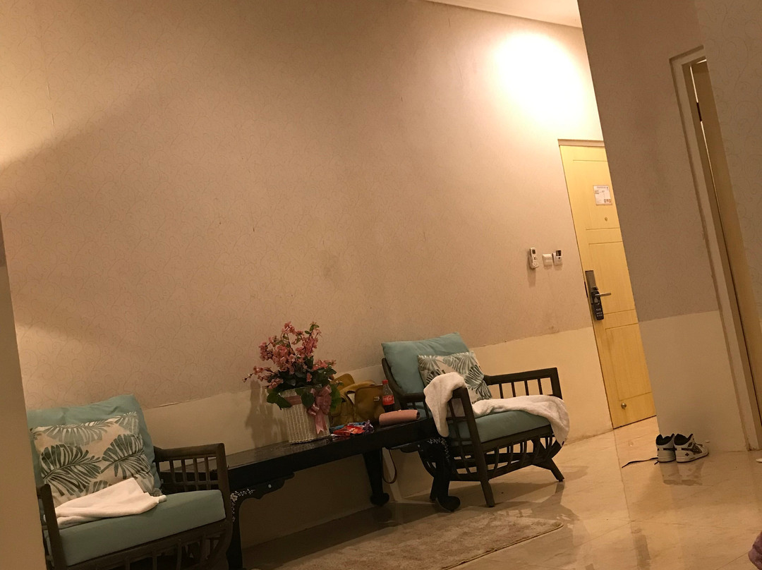 Royal Trawas Hotel & Cottages主图