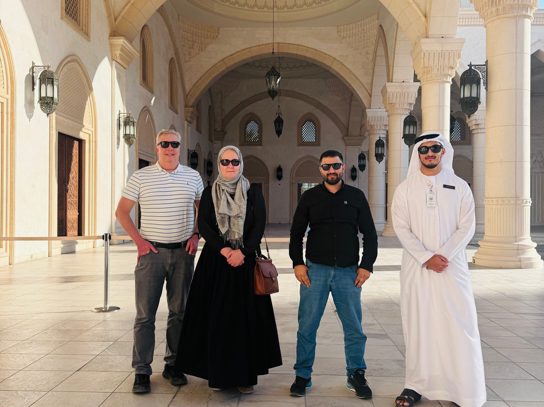 Sheikh Zayed Mosque - Fujairah景点图片
