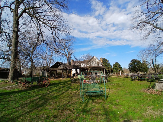 Seventy-Four Ranch B & B主图