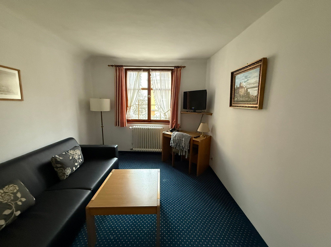 Hotel Weinstube Lowen主图