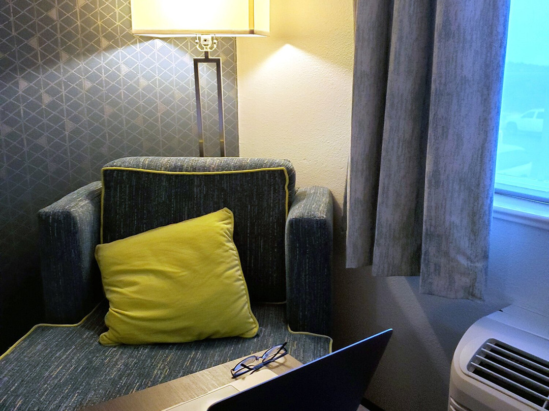 La Quinta Inn & Suites by Wyndham Santa Rosa主图