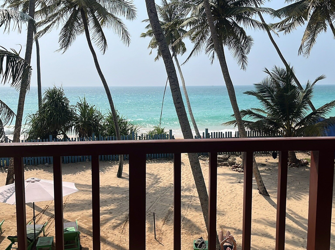 Beach Hotel Oasis Bridge主图