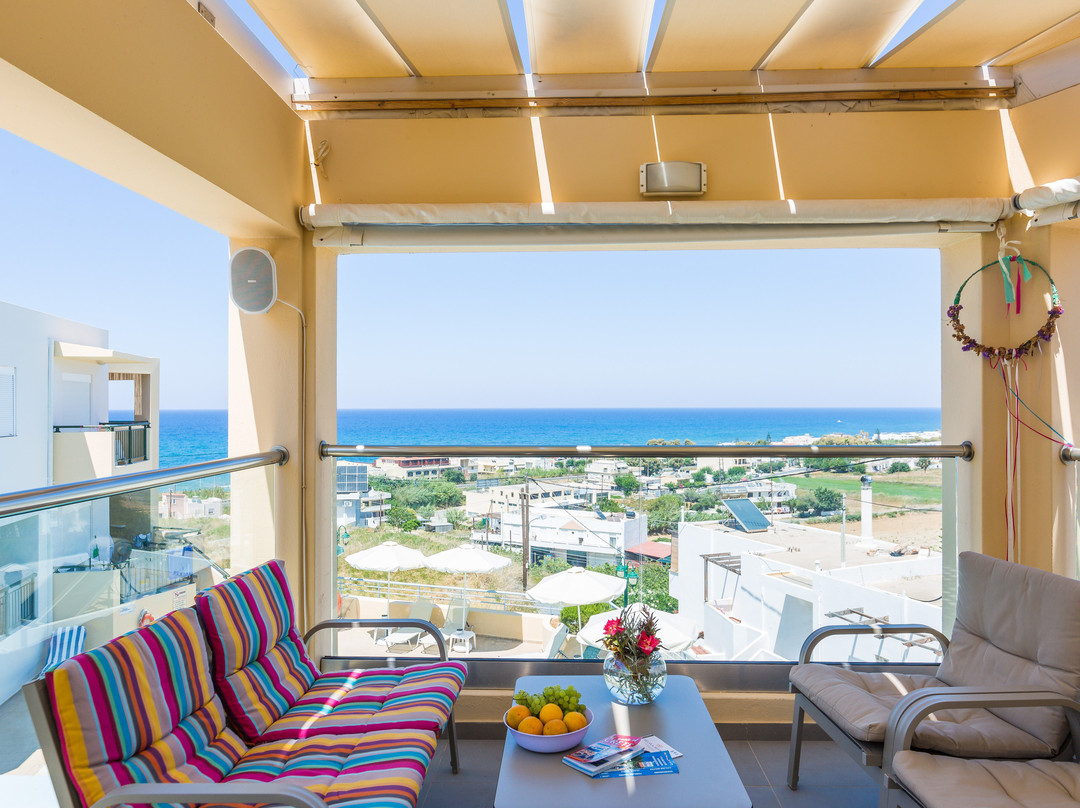 Radamanthys  Hotel  Apartments主图