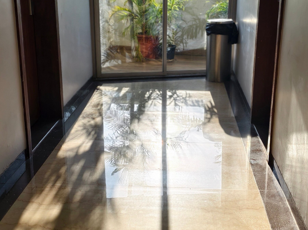 Alaukik Hotel Shirdi主图