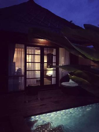 巴厘蓝梦岛沙滩俱乐部别墅度假村主图