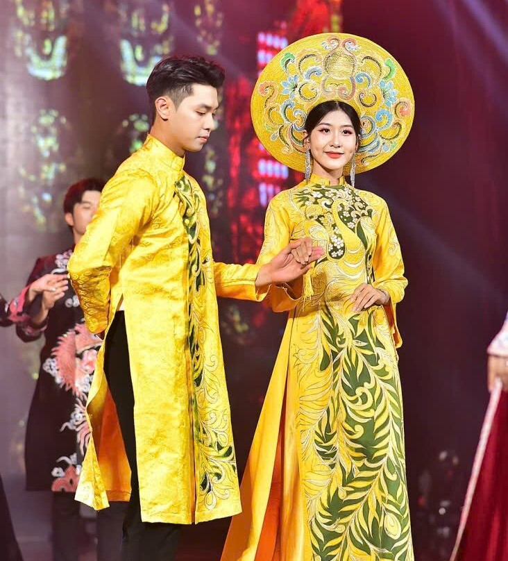 Ao Dai Show Da Nang-Khue My必去景点