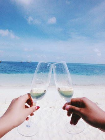 芙花芬岛PER AQUUM度假酒店主图