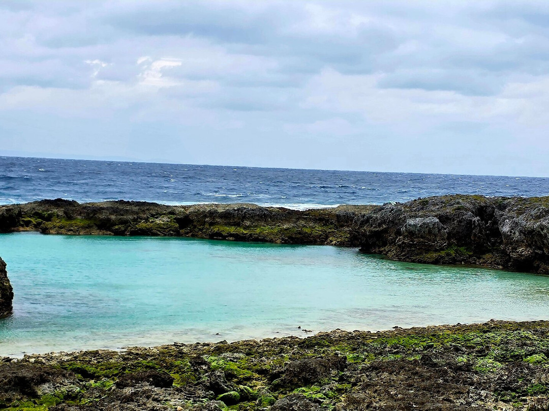 Sugira Beach景点图片