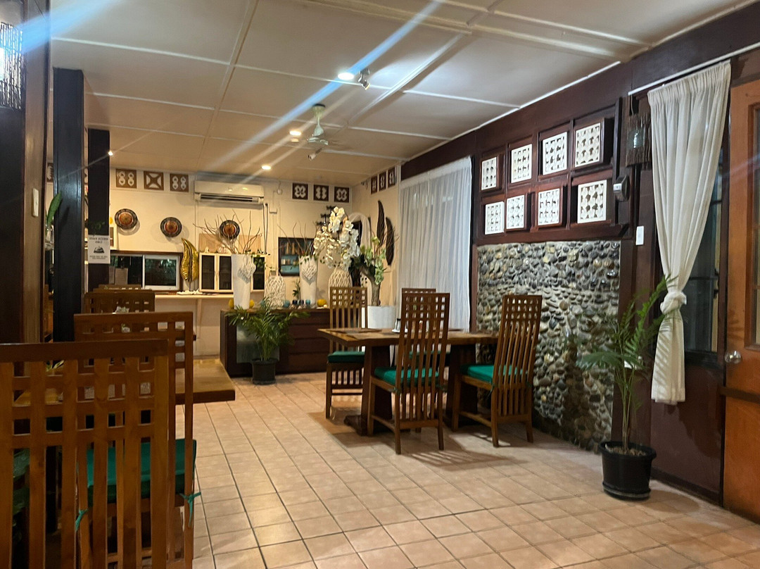 Raintree Lodge主图