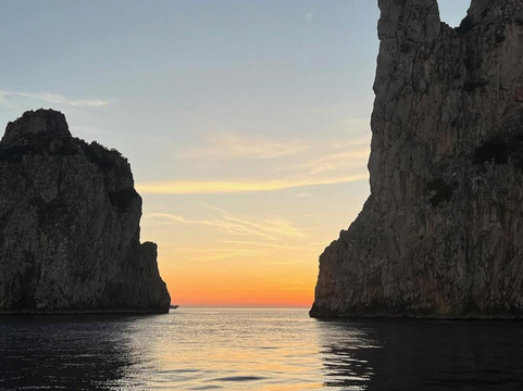 Capri Cave Charter-索伦托必去景点