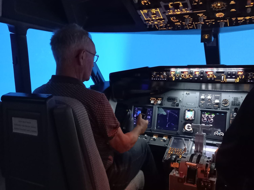 Flight Sim Centre景点图片