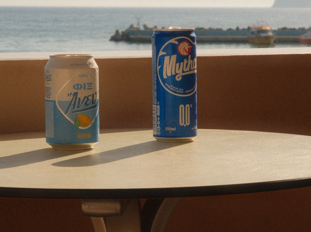 Morpheas Apartments主图