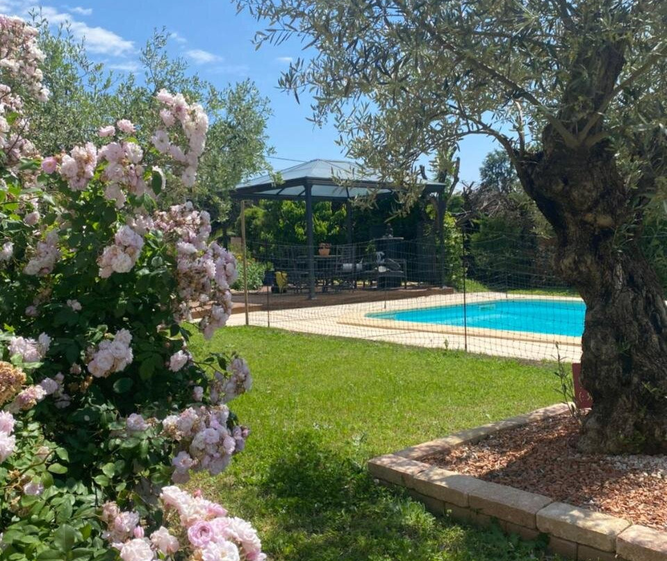 Saint-Restitut酒店住宿-Chambre D’Hôtes Vaucluse