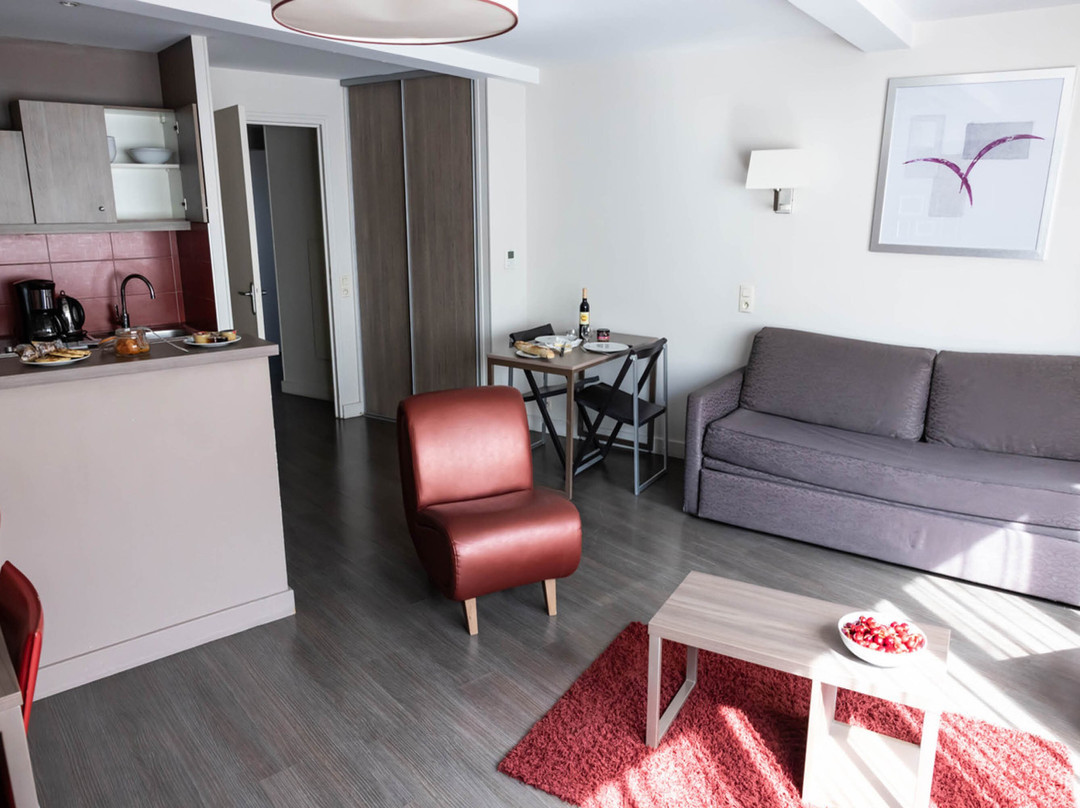 B&B HOME Caen Centre Gare