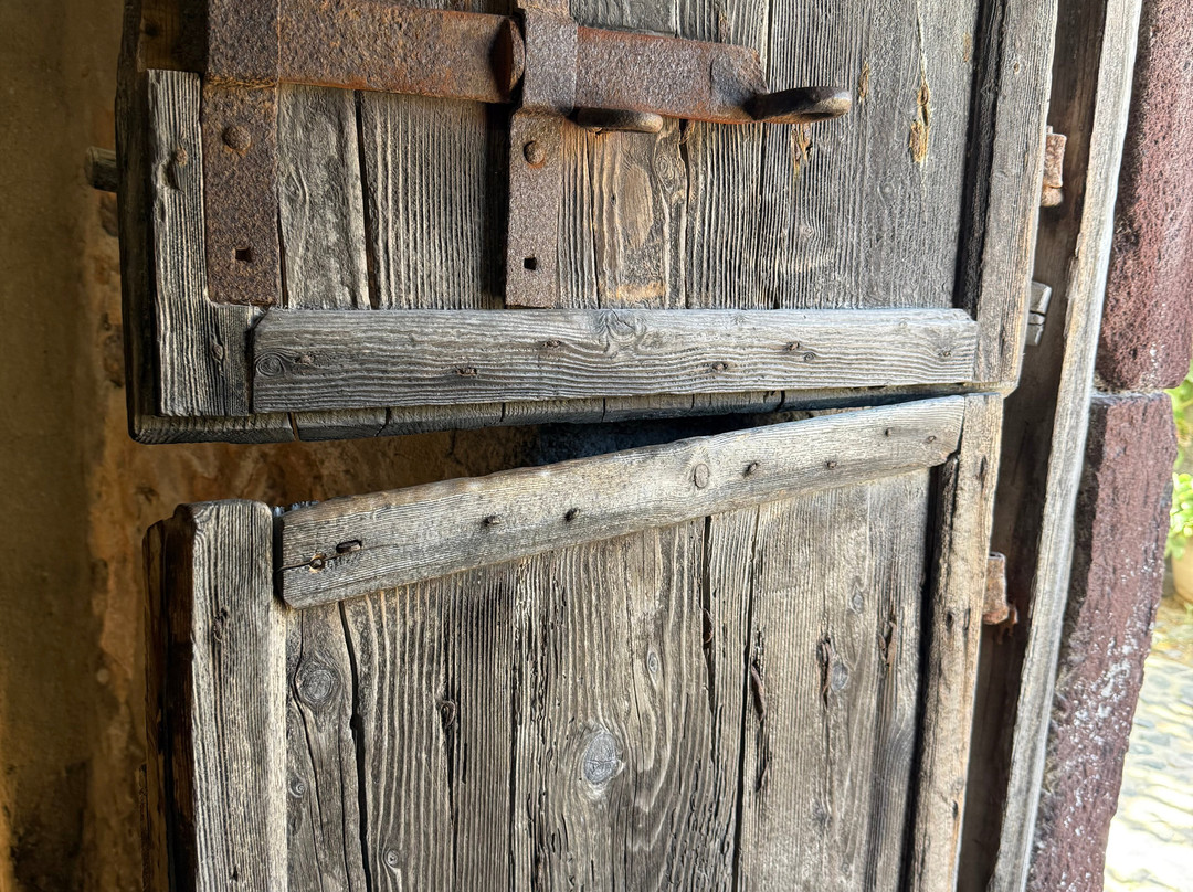 艺术空间-圣托里尼必去景点