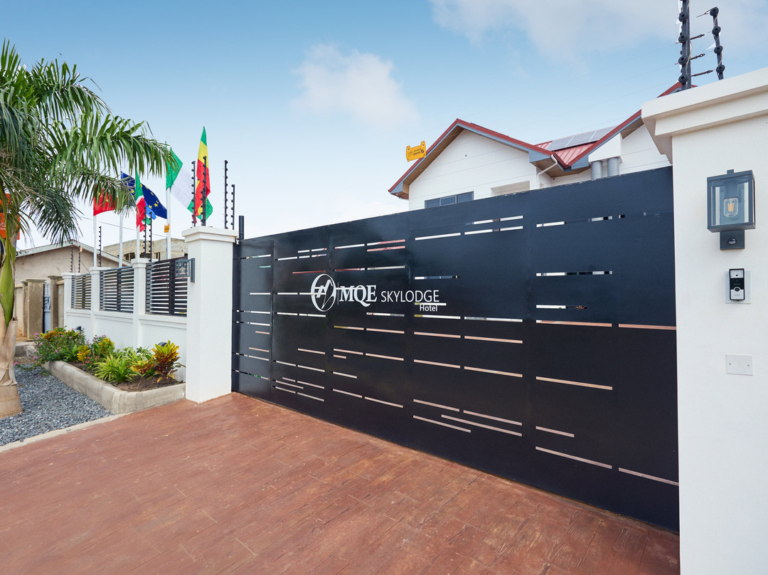 MQE SkyLodge Hotel