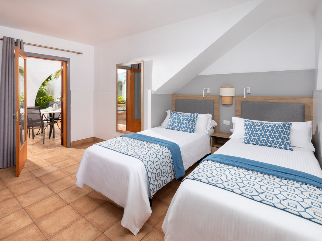 索尔巴尔巴坎酒店主图