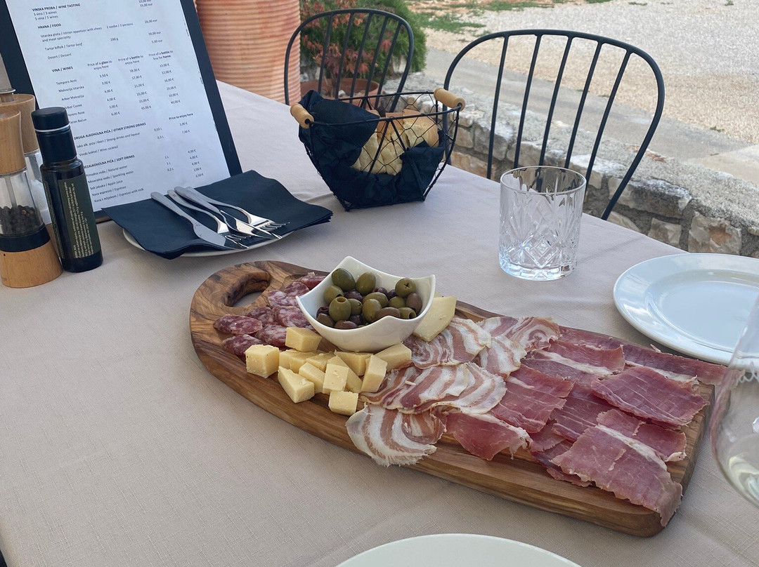 In Sylvis-Sveti Petar u Sumi必去景点