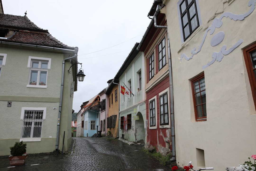 Piata Cetatii-锡吉索拉必去景点