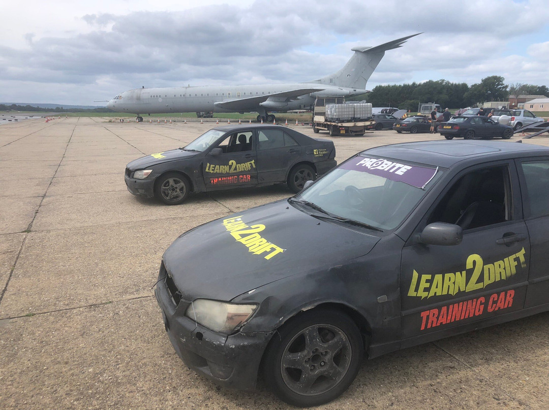 Learn2Drift-多宁顿城堡必去景点