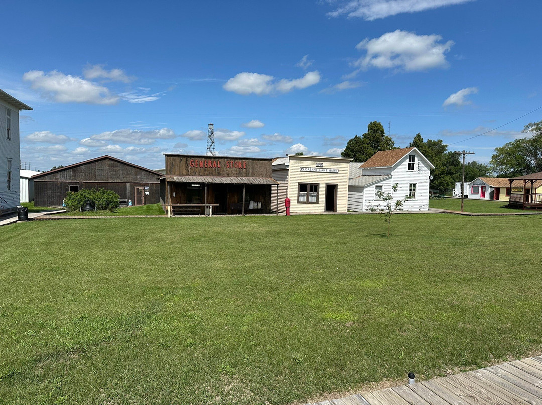 Prairie Village Museum-Rugby必去景点