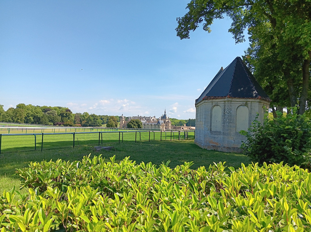 Chapelle Sainte Croix de Chantilly-尚蒂伊必去景点