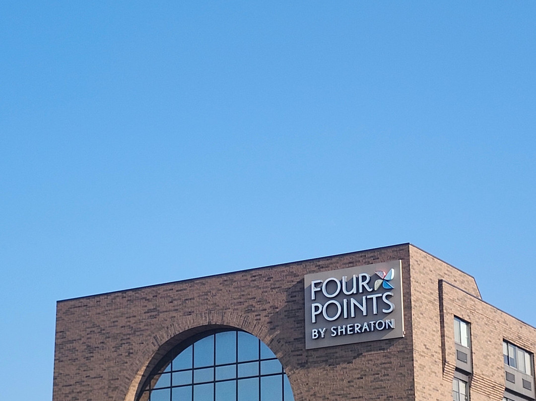 Four Points by Sheraton Milwaukee North Shore主图