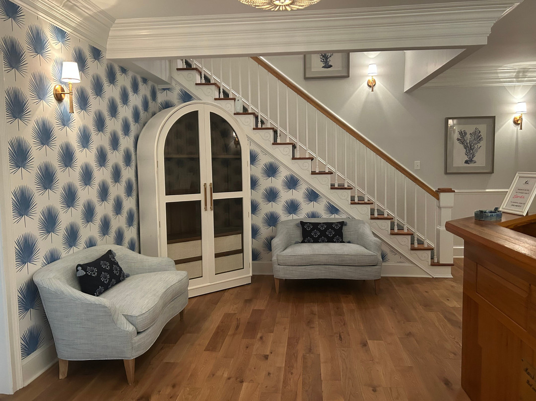 Marsh Harbour Inn主图