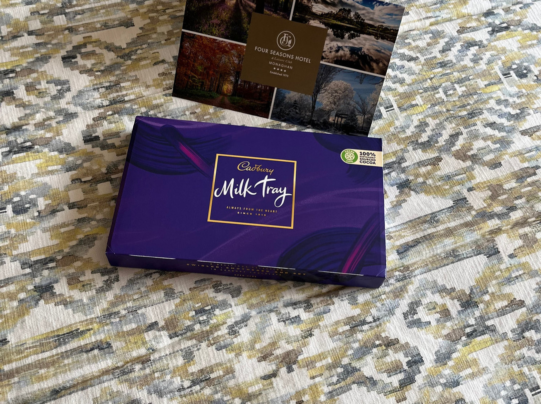 四季酒店及休闲俱乐部主图