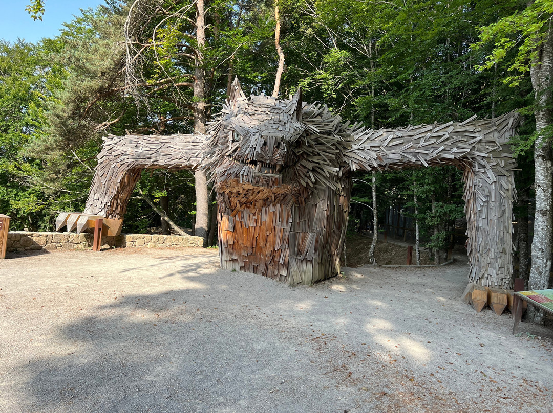 Les Loups du Gevaudan-Saint-Leger-de-Peyre必去景点