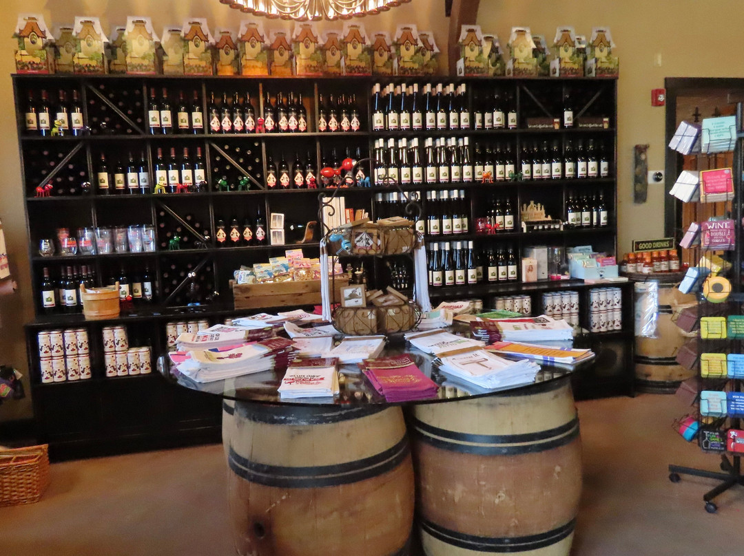 Magnus Ridge Winery-Rock Stream必去景点