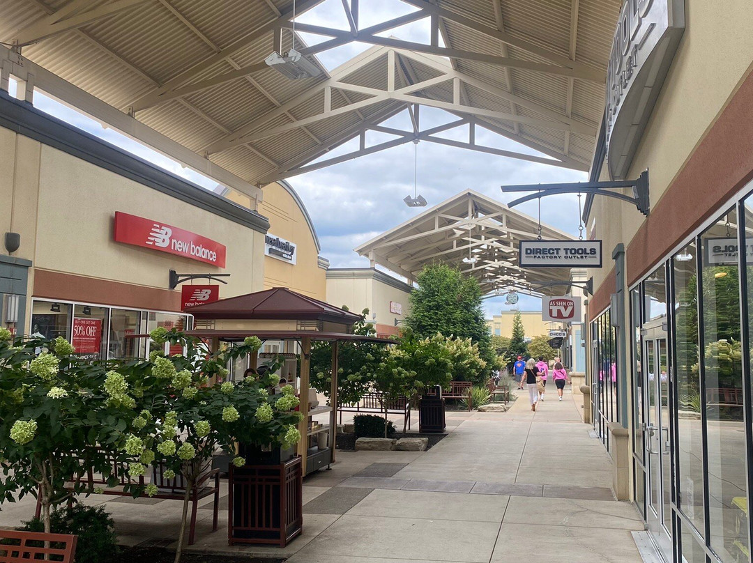 Cincinnati Premium Outlets-Monroe必去景点