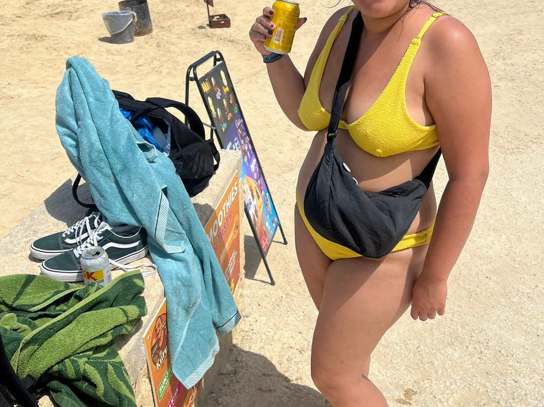 Ghar Qawqla Bay-Marsalforn必去景点