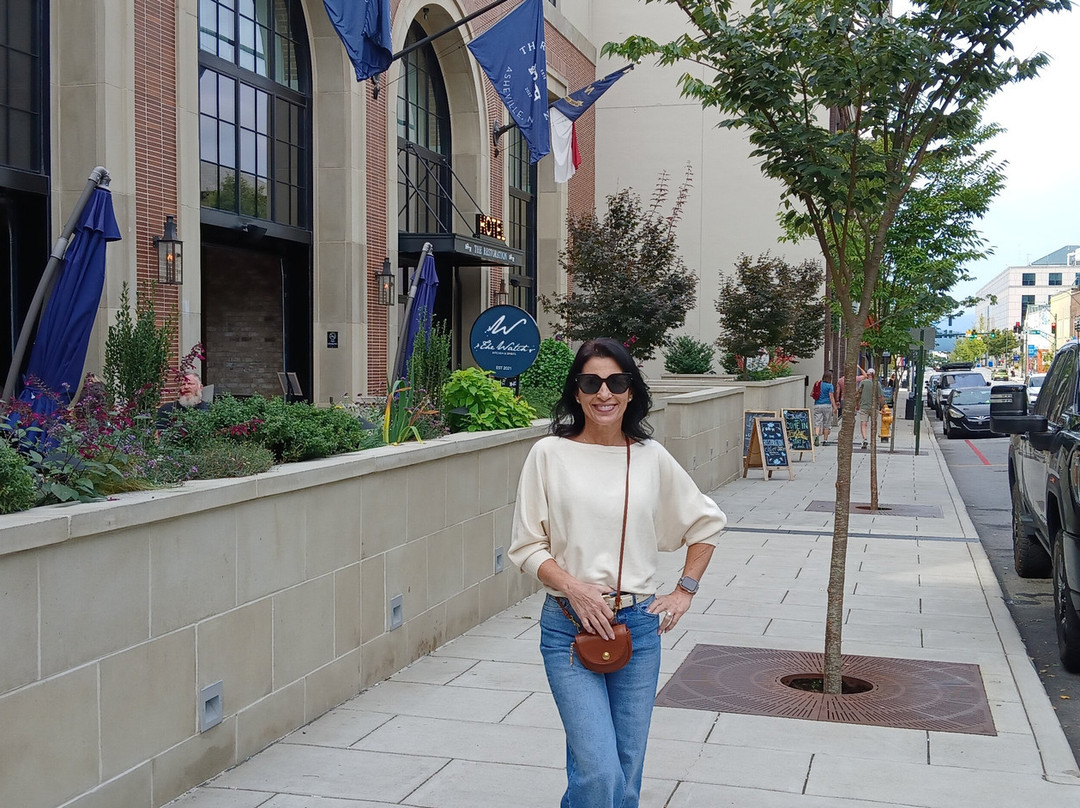 The Restoration Asheville主图