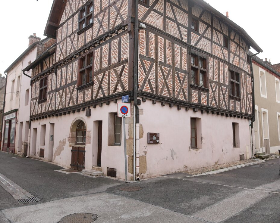 Maison de Bois à Seurre