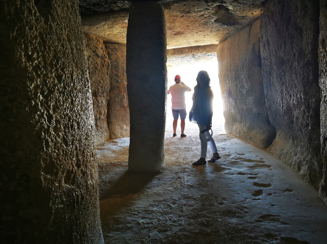 Dolmenes de Antequera-安特克拉必去景点