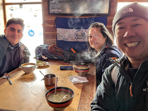 Ecuador Tour Guide Sebastian Carrera-基多必去景点