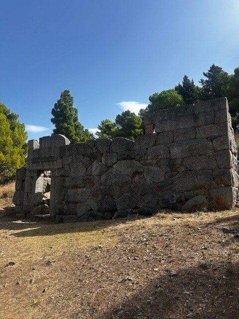 La Rocca-切法卢必去景点