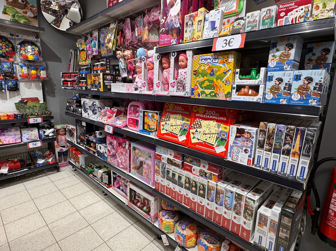 Woolworth-Hofgeismar必去景点