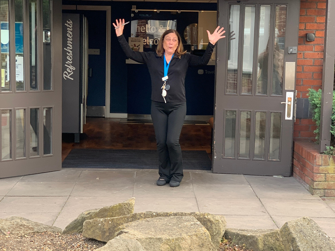 伦敦依尔福间士山酒店主图